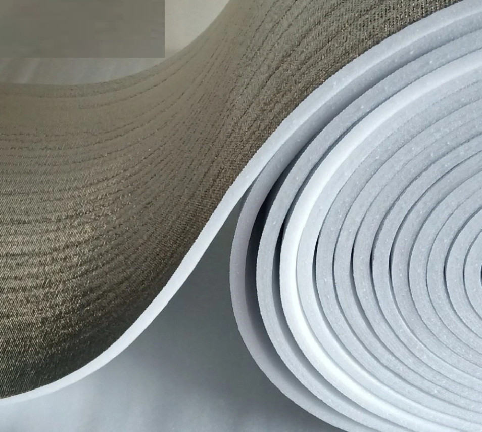 Cấu tạo lớp mút PE foam kết hợp bề mặt tráng bạc